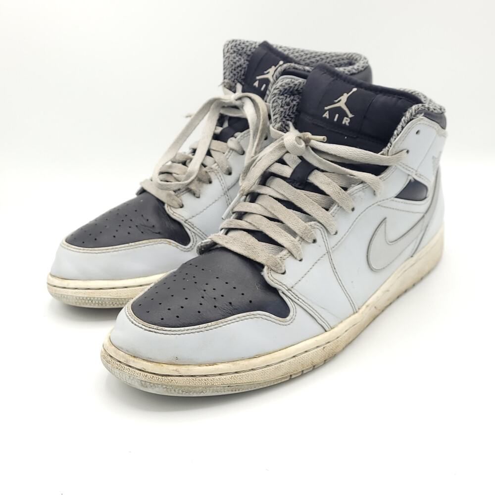 Nike Air Jordan Wolf Grey Metallic Silver Gray 554724-032 Men's size 11.5